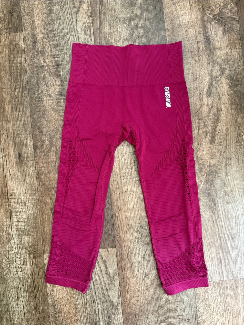Gymshark Raspberry Seamless Cropped Leggings